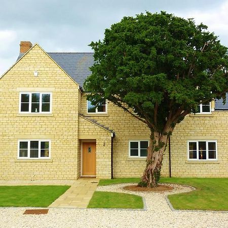 Coombe Cottage Sutton Green Eksteriør bilde